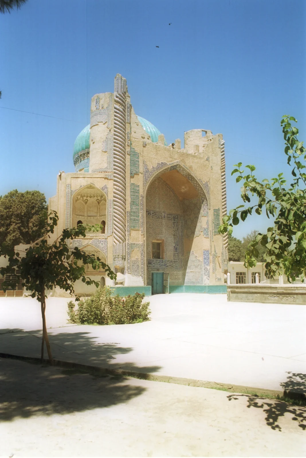 In memory of Balkh sufi: Khwaja Abu Nasr parsa and Rabia Balkhi tombs