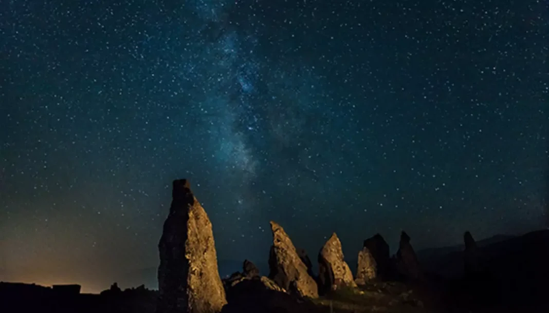 Karahunj (Zorats Karer) Stargazing