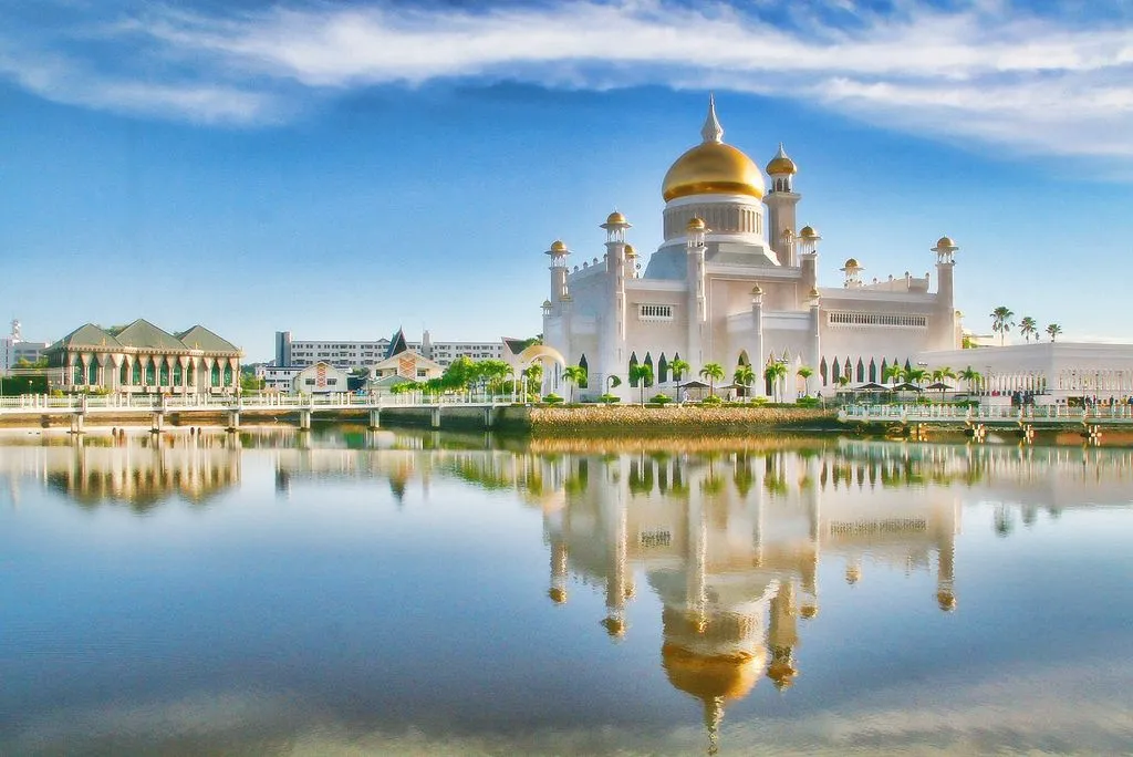 Sultan Omar Ali Saifuddien Mosque