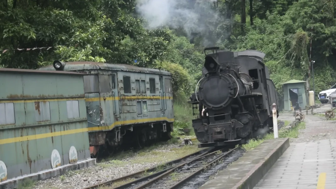 Jiayang Steam Train