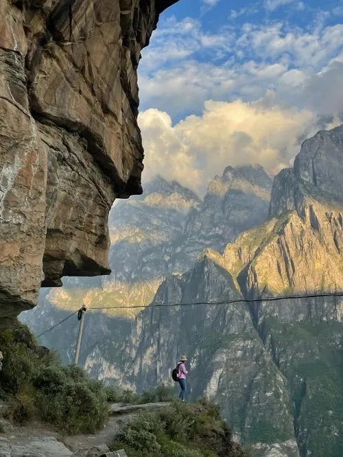 Tiger Leaping Gorge trek