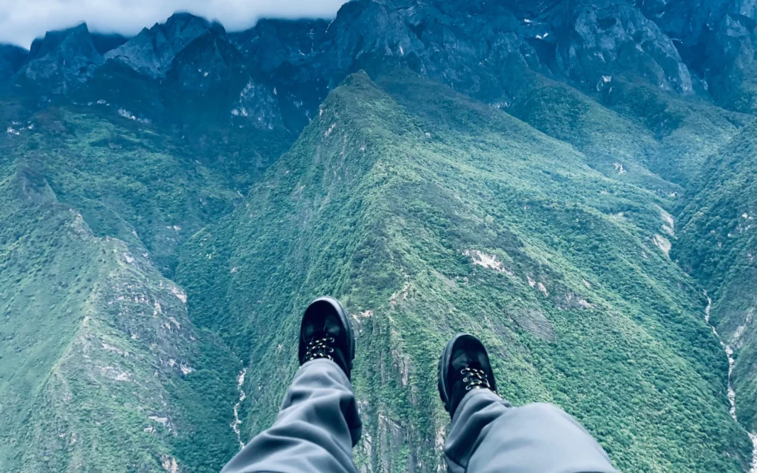 Tiger Leaping Gorge trek