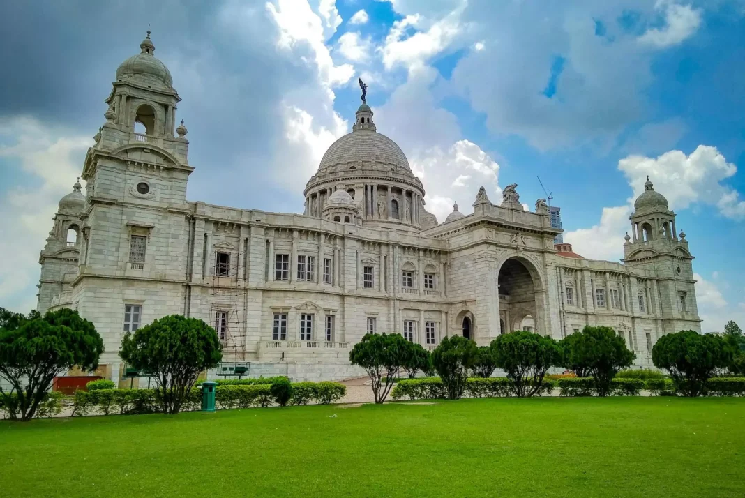 Urban exploration Kolkata