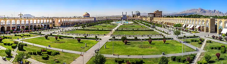 Naqsh-e Jahan Square, Isfahan